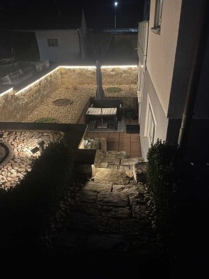 Sehr schöne und helle 2,5 Zimmer Einliegerwohnung mit Terasse