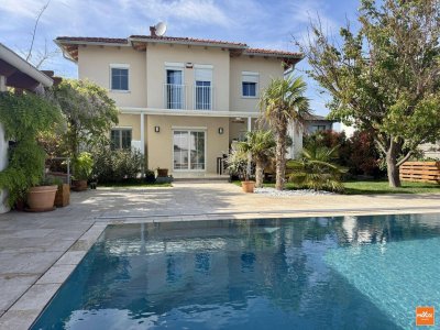 Wohlfühloase für die ganze Familie – Einfamilienhaus mit Pool in Achau