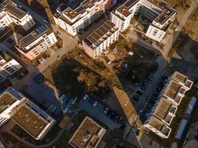 NEUBAU REIHENMITTELHAUS AM NORDPARK - FREIRAUM FÜR DIE EIGENE PHANTASIE