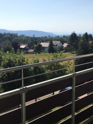 Gepflegte 2-Zimmer-Wohnung im 2. OG in Dobel