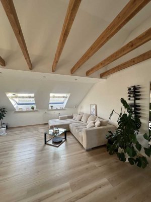 Helle Dachgeschosswohnung in ruhiger Lage