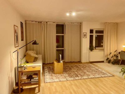 Schöne 2-Zimmer-Wohnung (möbliert) in Leipzig-Mitte befristet