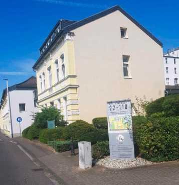 Exklusive, modernisierte 2-Raum-Wohnung mit gehobener Innenausstattung in Bornheim-Hersel