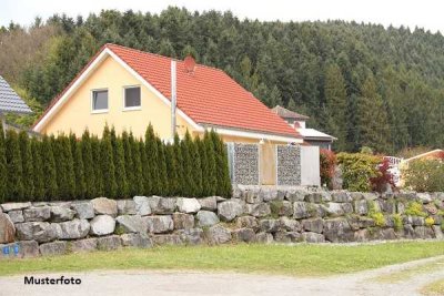 Doppelhaushälfte mit Garage in guter Wohnlage
