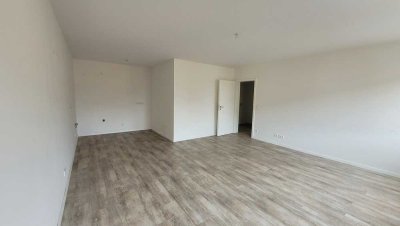 Schloßchemnitz * Moderne 2 Zimmer * Aufzug * Frei