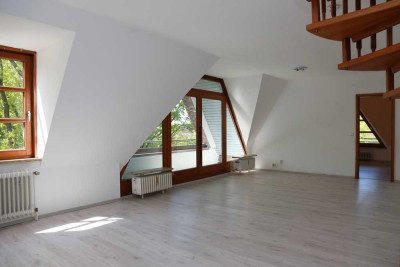 Charmante Dachgeschosswohnung in Großhansdorf