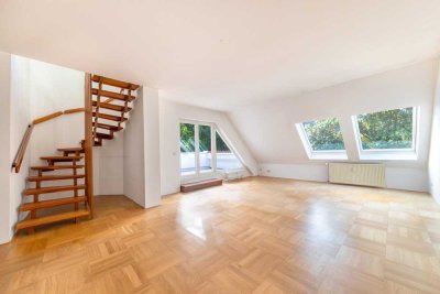 NUR WENIGE METER BIS ZUR WILHELMSTRAßE UND DENNOCH RUHIG GELEGEN! Maisonette Wohnung mit Stellplatz