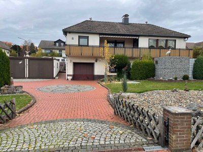 Einfamilienhaus (Fertighaus) in schöner und begehrter Lage in Reichensachsen mit großem Balkon und g