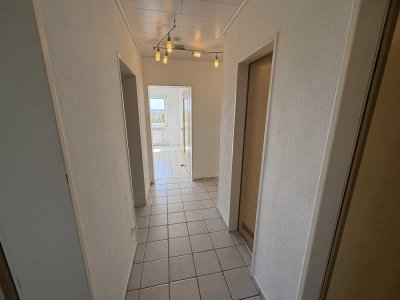 Wohntraum mit Perspektive – 3-Zimmer-Wohnung mit Entwicklungspotenzial