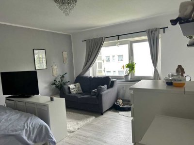 Schickes, modernes, saniertes Appartment mit Küche und  Balkon