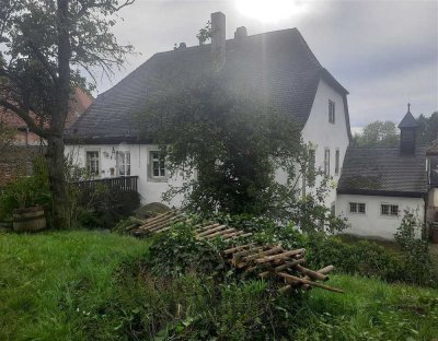 *Einzigartiges Juwel* Stilvolles Pfarrhaus mit traumhaftem Garten