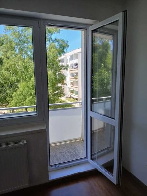 Großzügige 2 Raum Wohnung mit 2 Balkonen