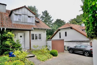 Für junge Familie: Doppelhaushälfte mit Split-Level in ruhiger Wohnlage