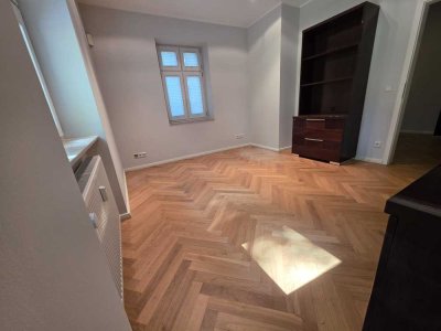 Stilvolle 2-Zimmer-Wohnung in Dahlem – hochwertig ausgestattet, teilmöbliert und sofort bezugsbereit