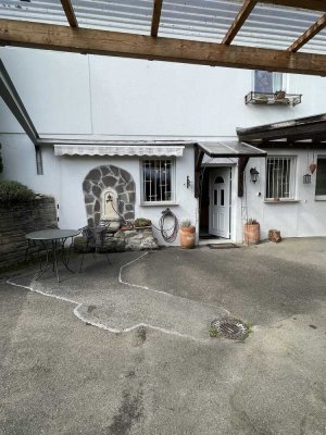 2 Zimmerwohnung, 42 qm, voll möbliert