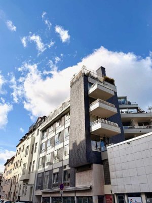 1-Zimmer Balkonwohnung mit Garagenstellplatz, Köln-Lindenthal nahe Uni/Stadtwald