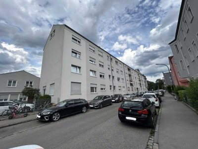 Wohnen am Lech — helle 3-Zimmer-Wohnung mit großer Wohnküche, ruhige Lage in Lechhausen