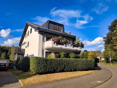 Sofort bezugsfertig! Helle 3ZKDB in ruhiger Lage - 78qm, Wannenbad, Wohnküche, Keller, Tiefgarage...