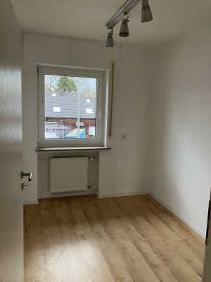 3 Zimmer Wohnung im 1. OG mit Loggia in Hamm-Lohauserholz
