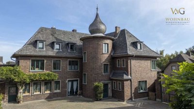 Außergewöhnliche 4 Zimmer Wohnung mit eigenem Eingang in Bedburg - Kirchtroisdorf