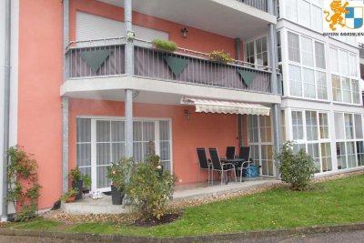 3-Zimmer Erdgeschosswohnung mit Terrasse, Pflanzgarten und verglastem Wintergarten