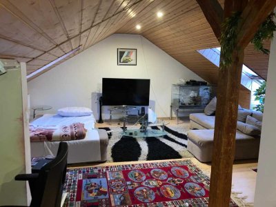 Ansprechende 4-Zimmer-Maisonette-Wohnung mit Balkon und Einbauküche in Groß-Zimmern