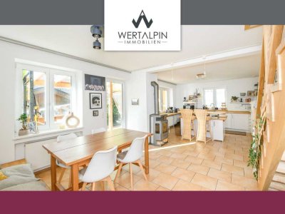 Zweifamilienhaus mit großzügigem Grundstück und moderner Ausstattung