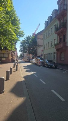 am Herschelplatz: top gepflegte 2 1/2 Zimmer Wohnung im DG