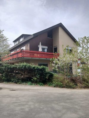 Gepflegte 3 Zimmerwohnung im Dachgeschoss in Rottenburg