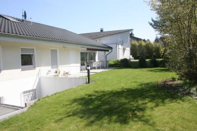Großzügige 6-Zimmer-Wohnung mit sonnigem Garten in Bad Godesberg-Muffendorf