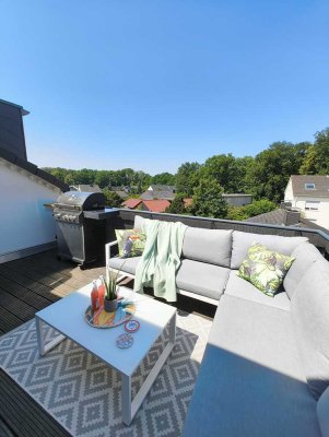 Neuwertige Dachgeschoss-Wohnung mit Sonnenbalkon, hochwertiger Ausstattung - Bensberg - ab 15.9.2025