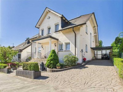 STADTNAH GEDACHT - NATURNAH GEMACHT. FREISTEHENDES EINFAMILIENHAUS IN EINMALIGER LAGE