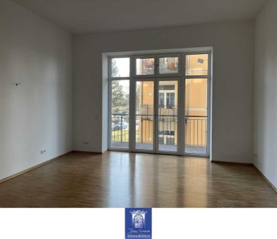 Perfekte Wohnung mit großem Balkon unweit zur TU Dresden!