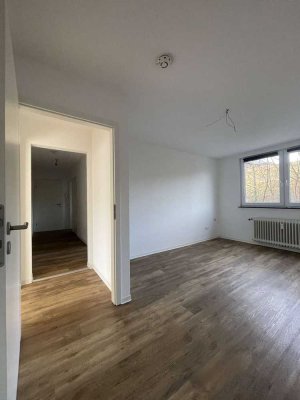 Komplett sanierte 2-Zimmer-Wohnung mit Balkon in Pforzheim-Oststadt