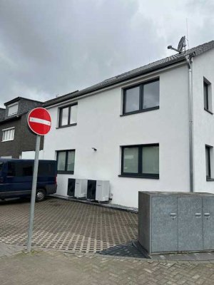 Neuwertige 4,5-Zimmer Maisonette-Wohnung mit Balkon in Lierenfeld