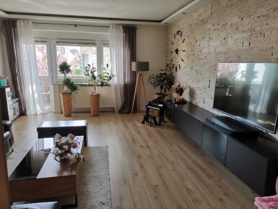 Helle 3-Zimmer-Wohnung (88 m²) mit Balkon & Garage in Böckingen