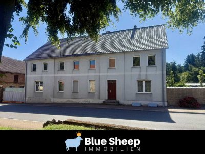 Vierseithof zum Träumen - Bauernhof mit Scheune, Stallungen & Garten wartet auf Ihre Ideen
