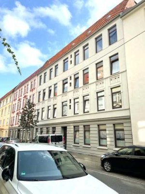 Frisch renovierte, ruhige 2-Zimmer-Wohnung in Bremerhaven-Geestemünde