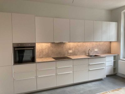 2-Zimmer-Wohnung mit geh. Innenausstattung und EBK in Pankow Niederschönhausen zu vermieten