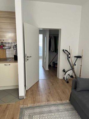 Schöne 2-Zimmer-Wohnung mit EBK in Düsseldorf