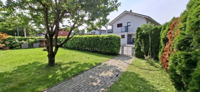 Gepflegtes massiv errichtetes Einfamilienhaus in zentraler Lage von Gisingen zu verkaufen! Familien willkommen!