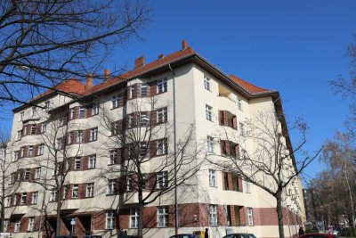 Top-City-Lage/Zw. Preußenpark u. Ku'damm/Helle Wohnung in gepfl. Wohnklassiker/Mietdauer 5 Jahre max