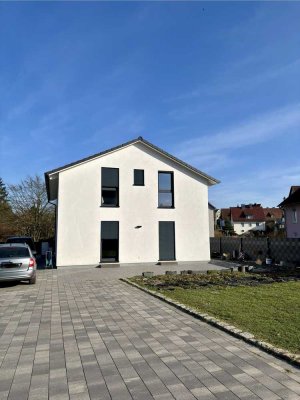 5, 7% Rendite, Top Einfamilienhaus aus 2021, EH55 Standard