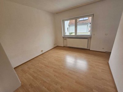 Helle 1 Zi-Whg. ruhige Lage | REWE, Penny, Bäcker fußläufig