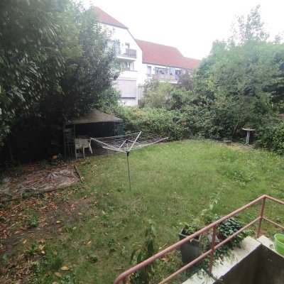 schöne renovierte 2,5 Zi. Wohnung in Duisburg, direkt am Rhein
