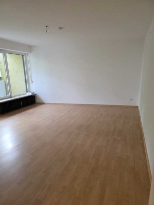 700 € - 50 m² - 2.0 Zi.