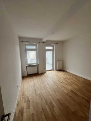 Moderne 3-Zimmer-Wohnung mit Granit-boden & Einbauküche in zentraler Lage von Ettlingen…