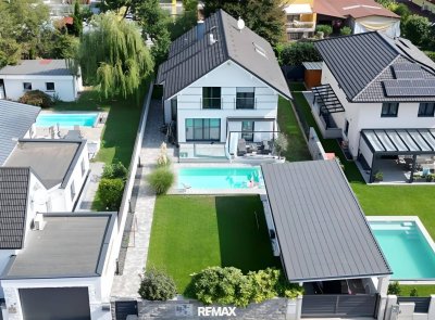 Modernes EinfamilienHAUS - Pool, Garten, Garage &amp; 6 Zimmer