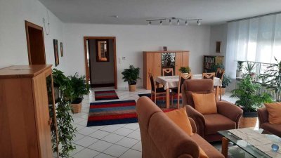 Exklusive Wohnung mit 4,5 Zimmern, EBK und Balkon in Hettenleidelheim