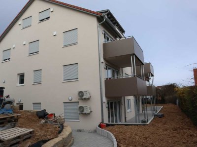 4-Zimmer-Wohnung, Ilsfeld, Erstbezug. Kaltmiete incl. Garage und AA